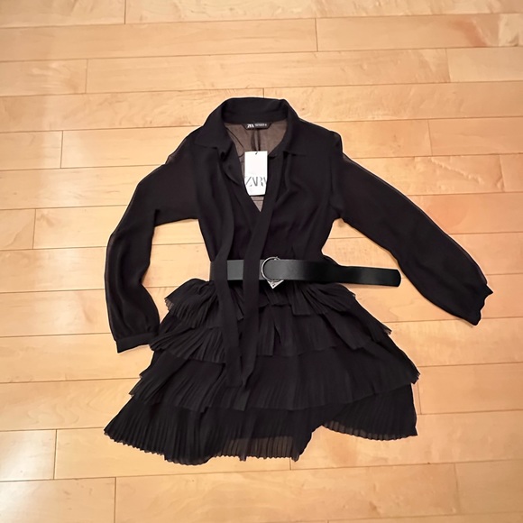 Zara Chiffon dress with belt - Picture 1 of 3